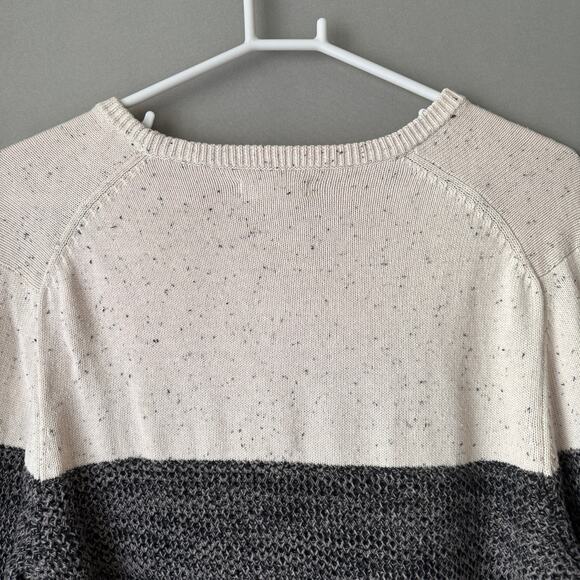 Kenneth Cole Reaction Size L Gray and Cream elbow patch sweater - Picture 8 of 9